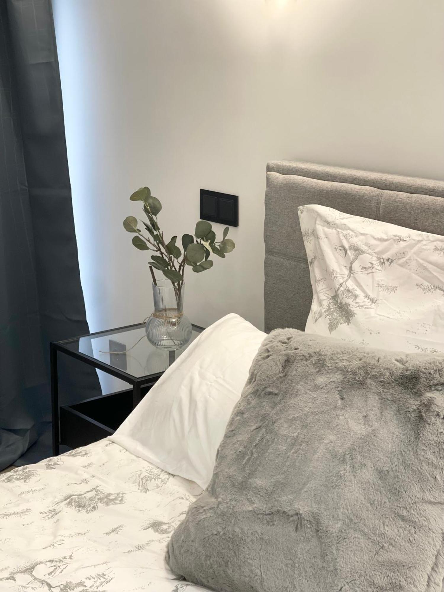 R&K Atocha Apartment Madrid Ngoại thất bức ảnh