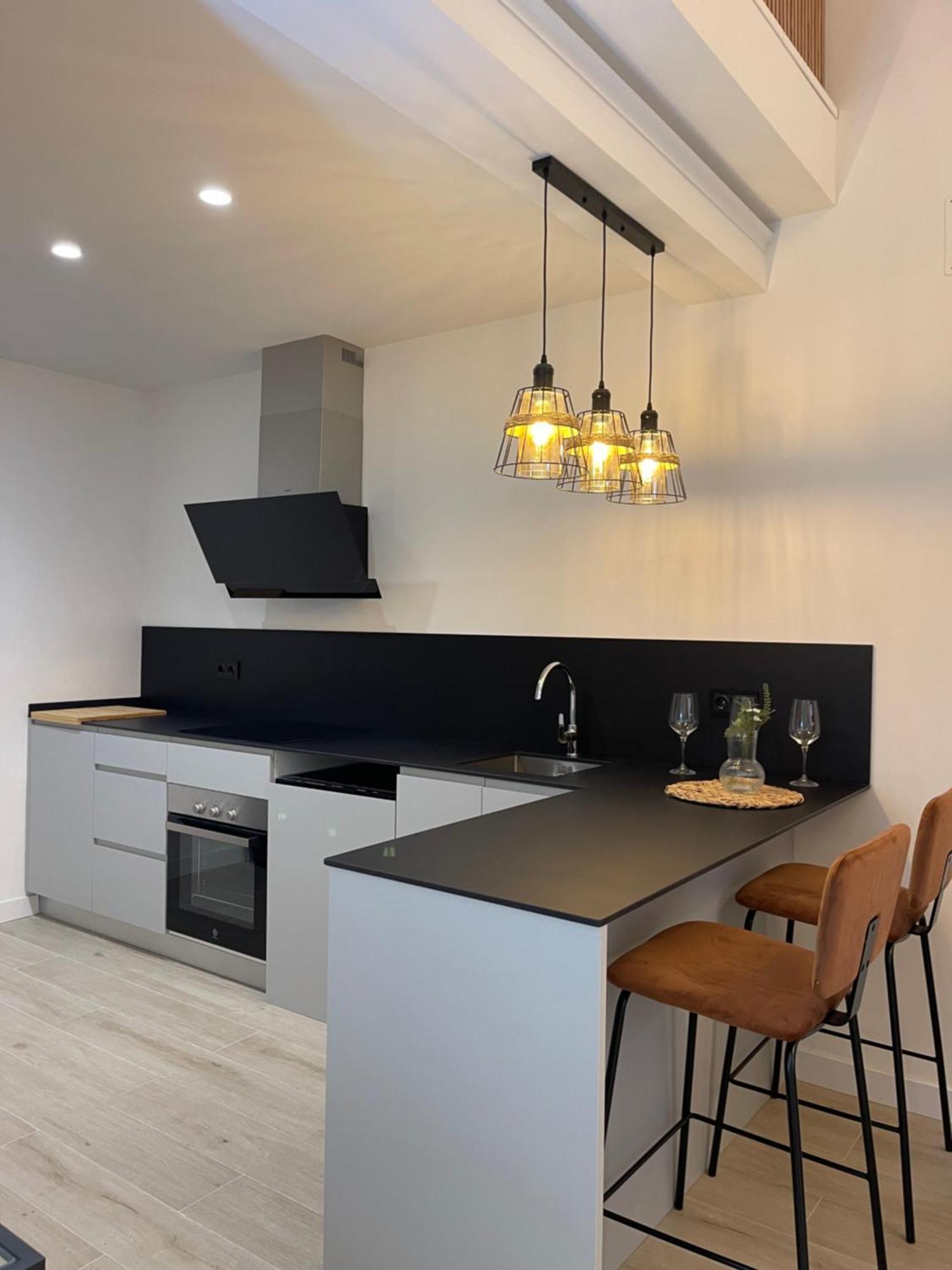 R&K Atocha Apartment Madrid Ngoại thất bức ảnh